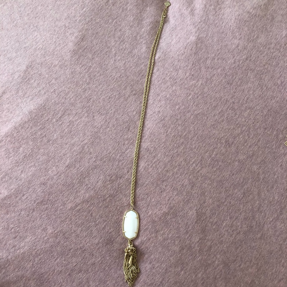 white stone kendra scott